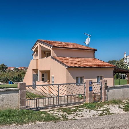 Jendrusa Apartment Fazana Exterior photo